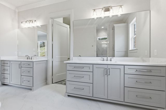 67 Mountain Brook Road, Little Rock, AR 72223