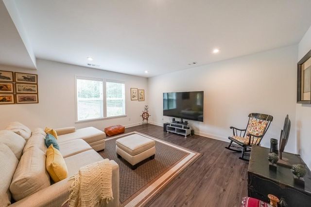 5116 Barton Pass, Acworth, GA 30101