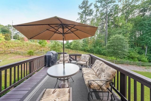 5116 Barton Pass, Acworth, GA 30101