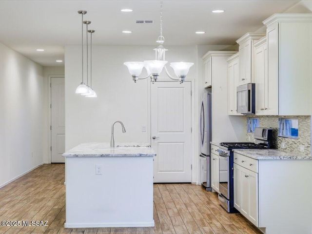 14261 E Via Cerro Del Molino, Vail, AZ 85641