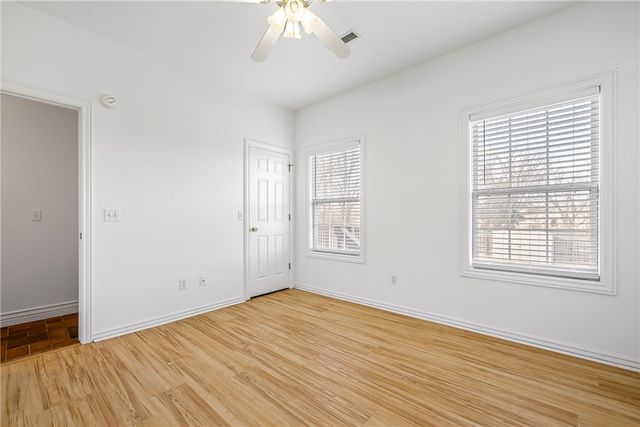 4205 W Worthington Drive, Rogers, AR 72758