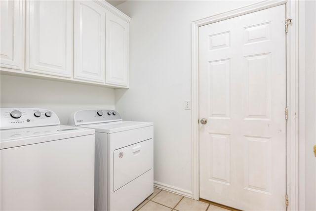 4205 W Worthington Drive, Rogers, AR 72758