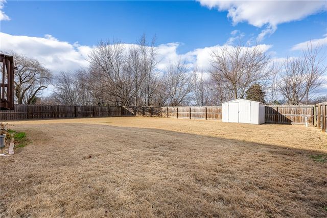 4205 W Worthington Drive, Rogers, AR 72758