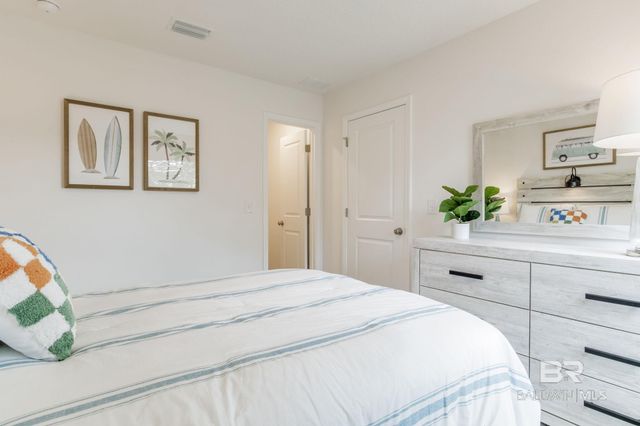 18912 Zoysia Loop, Foley, AL 36535