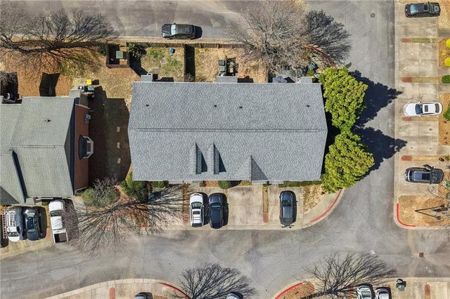 2147 Del Lago Circle 12, Kennesaw, GA 30152