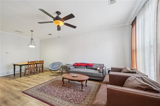 2147 Del Lago Circle 12, Kennesaw, GA 30152