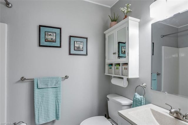 322 SW 28th TER, Cape Coral, FL 33914