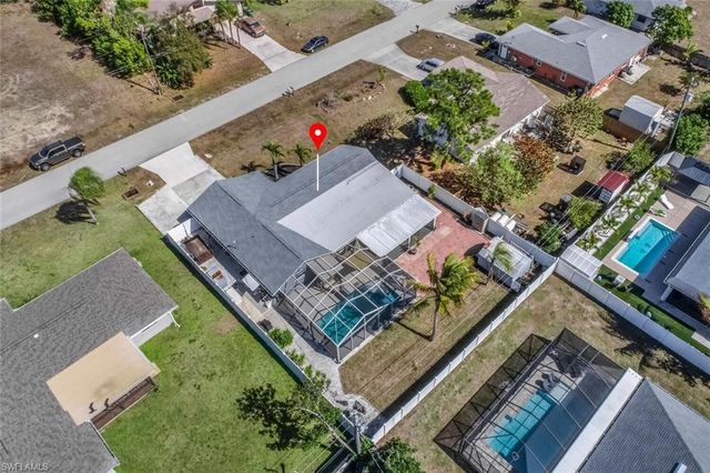 322 SW 28th TER, Cape Coral, FL 33914