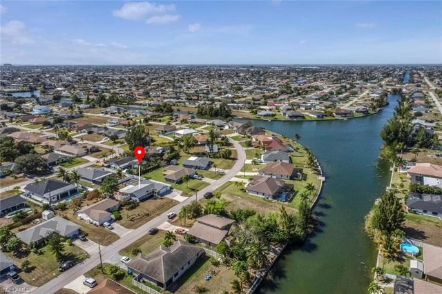 322 SW 28th TER, Cape Coral, FL 33914