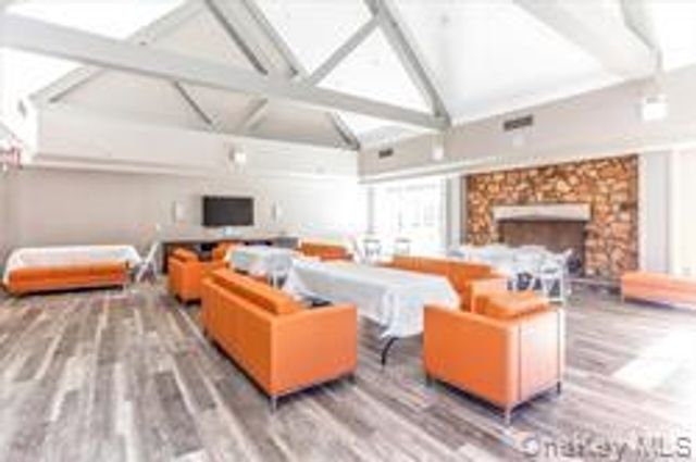 207-25 Darren Drive 1802, Bayside, NY 11360