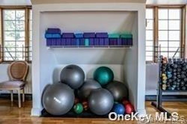 207-25 Darren Drive 1802, Bayside, NY 11360