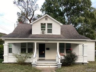 422 N Columbus Street, Pacific, MO 63069