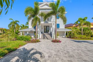 2813 KIPPS COLONY DRIVE S, St Petersburg, FL 33707