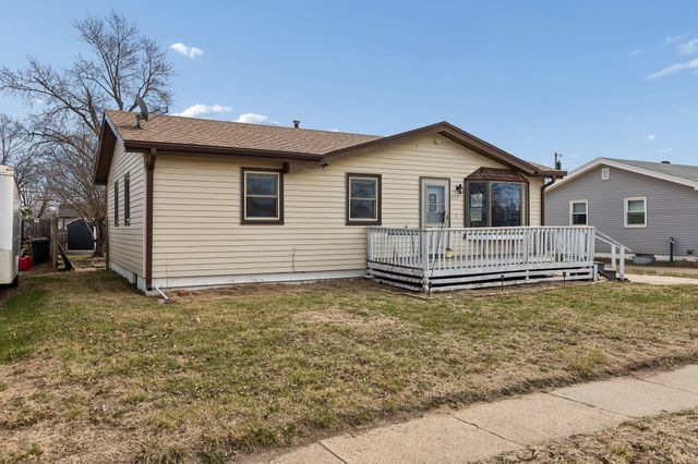 4321 N 14TH Street, Carter Lake, IA 51510