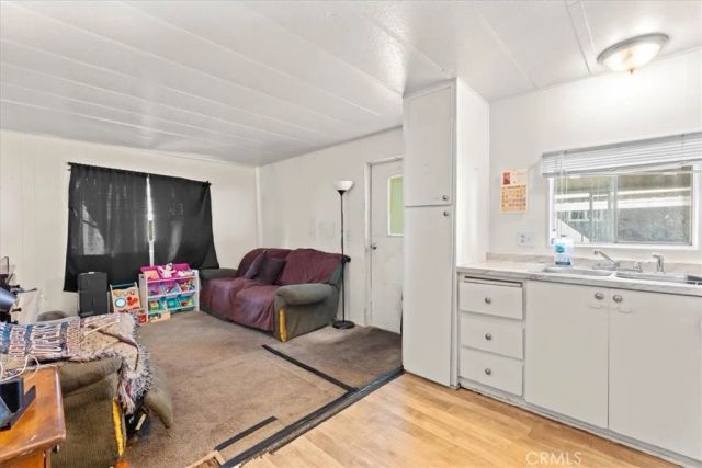 716 N Grand ave I-5, Covina, CA 91724