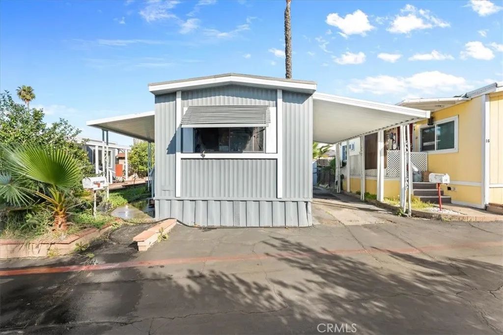 716 N Grand ave I-5, Covina, CA 91724