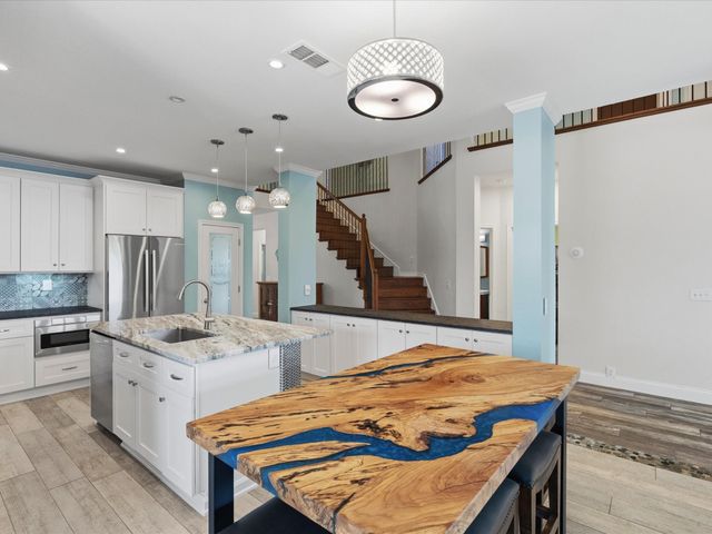 7405 Ravenhill Drive, Frisco, TX 75035
