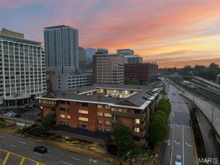 250 S Brentwood Boulevard 1H, St Louis, MO 63105