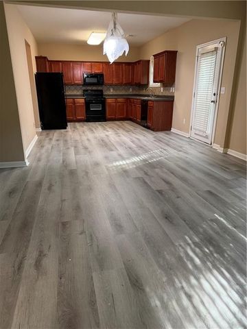 1646 Hedington Court, Lawrenceville, GA 30045