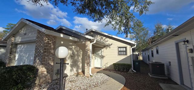 2315 NE 40TH AVENUE, Ocala, FL 34470