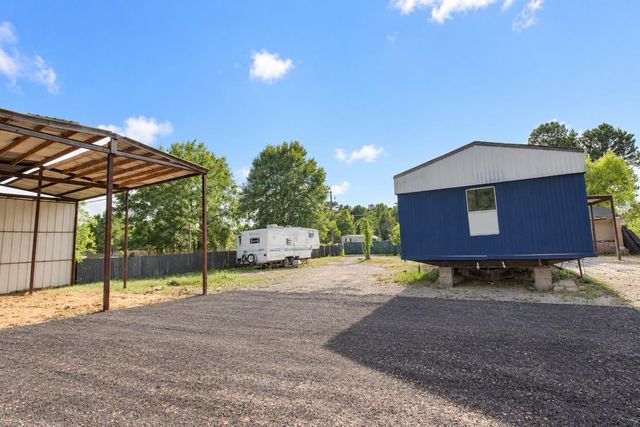 282 County Road 3406, Cleveland, TX 77327