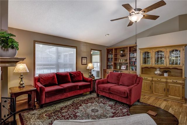 4217 E Hamilton Avenue #6, Eau Claire, WI 54701