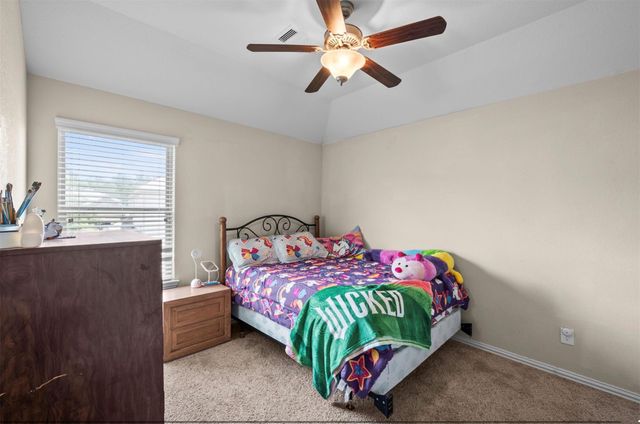 2245 Maple Point Dr N Drive, Conroe, TX 77301