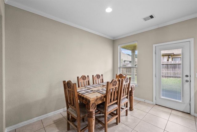 2245 Maple Point Dr N Drive, Conroe, TX 77301