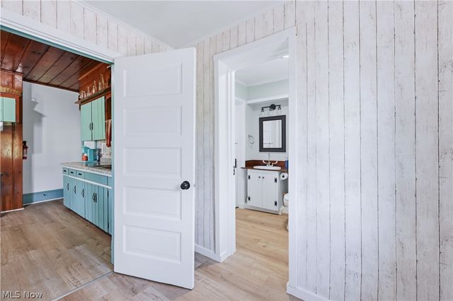 816 Churchill Road, Girard, OH 44420