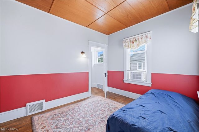 816 Churchill Road, Girard, OH 44420
