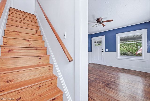 816 Churchill Road, Girard, OH 44420