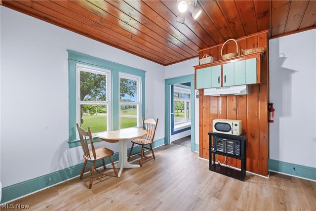 816 Churchill Road, Girard, OH 44420