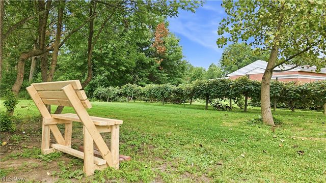 816 Churchill Road, Girard, OH 44420