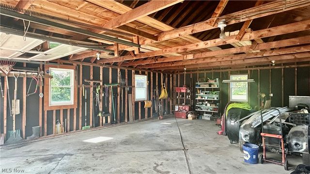 816 Churchill Road, Girard, OH 44420