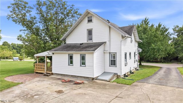 816 Churchill Road, Girard, OH 44420