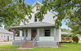 816 Churchill Road, Girard, OH 44420
