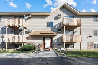 1521 Pioneer Road 7, Crest Hill, IL 60403