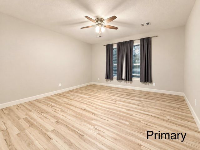 3502 Pentland Downs Street, Pearland, TX 77584