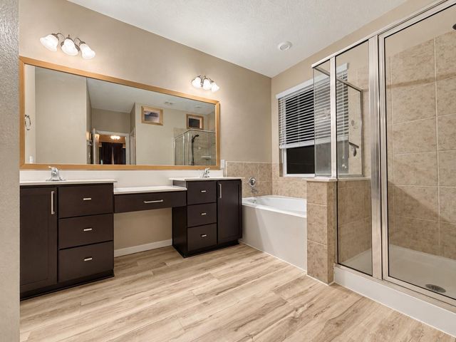 3502 Pentland Downs Street, Pearland, TX 77584