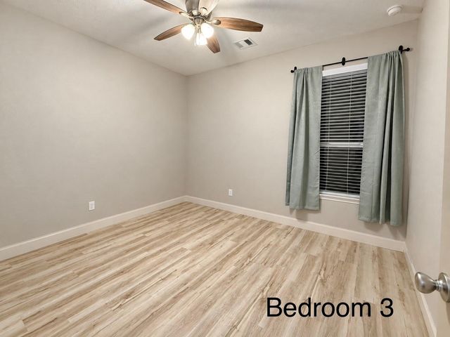 3502 Pentland Downs Street, Pearland, TX 77584
