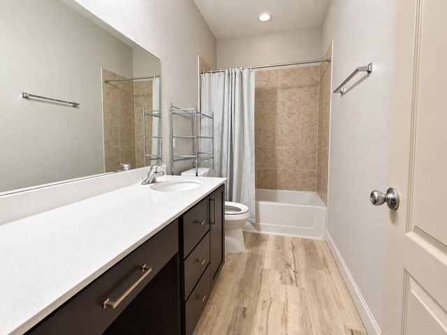 3502 Pentland Downs Street, Pearland, TX 77584