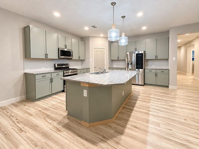 3502 Pentland Downs Street, Pearland, TX 77584