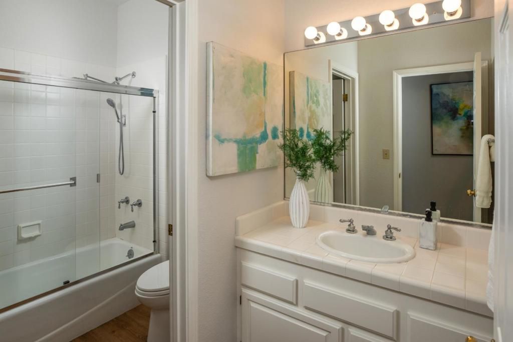 Image 22 of property listing at 11 Fairway Place, Half Moon Bay, CA 94019