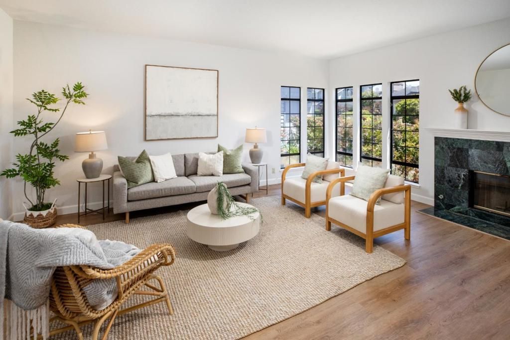 Image 5 of property listing at 11 Fairway Place, Half Moon Bay, CA 94019