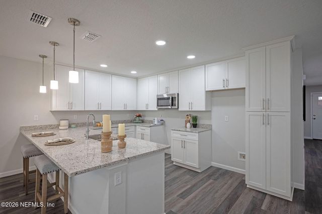 426 SAGO Avenue, Jacksonville, FL 32218