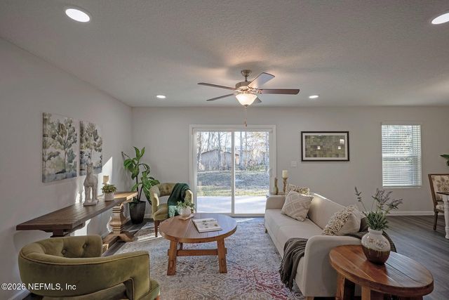 426 SAGO Avenue, Jacksonville, FL 32218