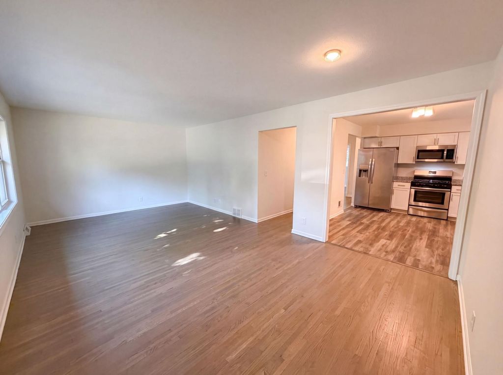 4423 Tyler Street NE, Columbia Heights, MN 55421 — photo 3