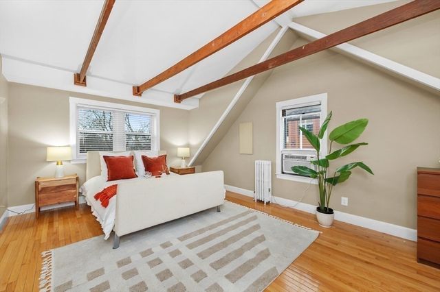 29 Sacramento St 2, Cambridge, MA 02138