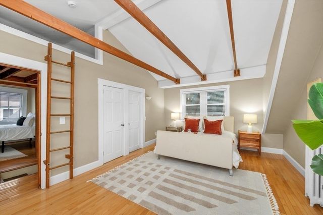 29 Sacramento St 2, Cambridge, MA 02138