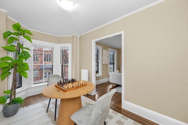 29 Sacramento St 2, Cambridge, MA 02138
